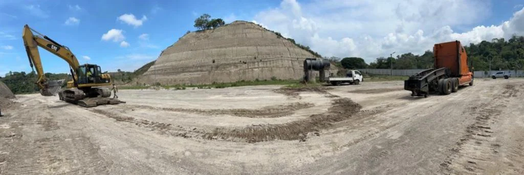 Tierras Blancas, Santa Ana.